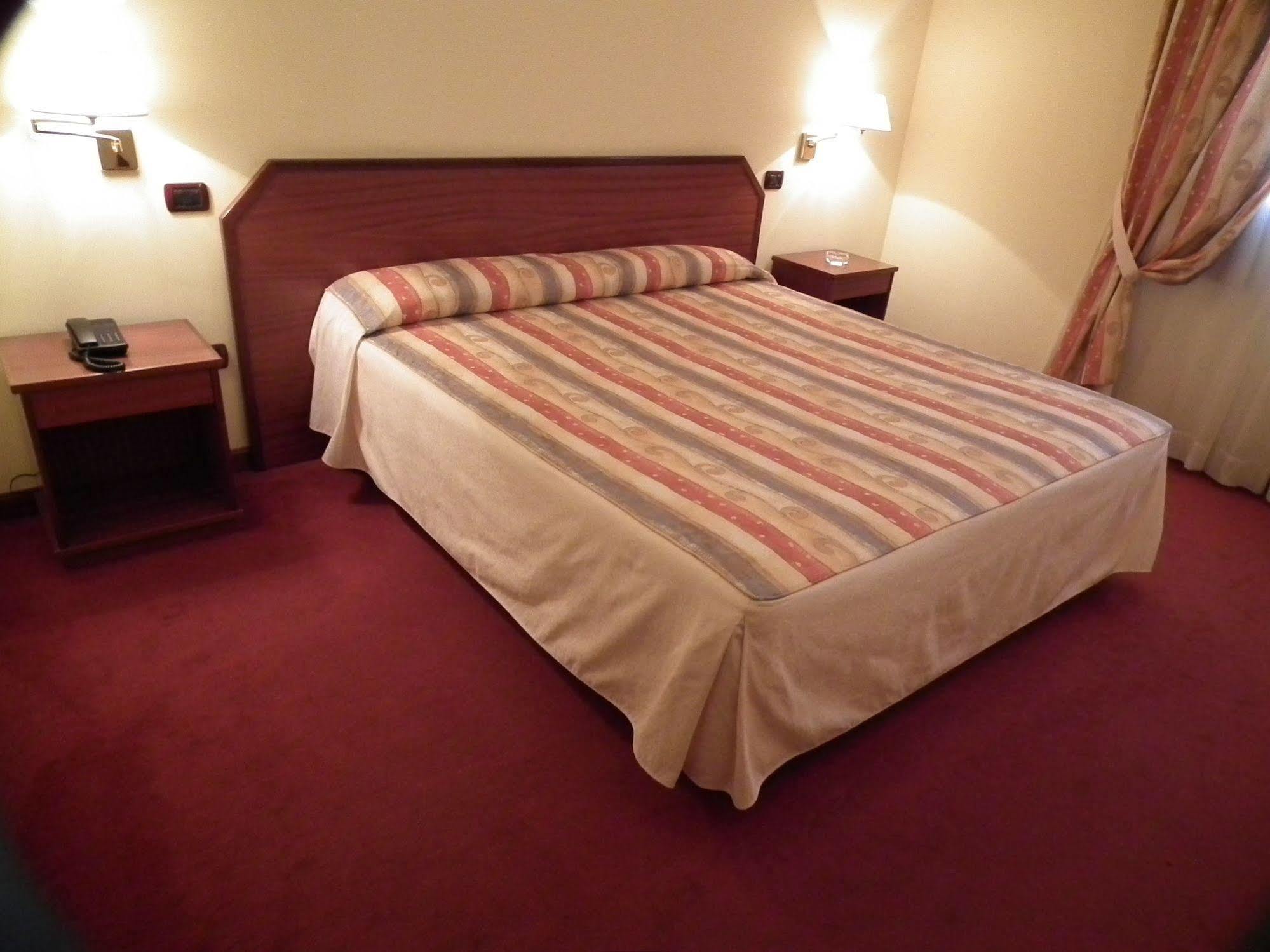Luz Hotel Haro Dış mekan fotoğraf